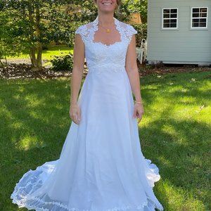 Vintage Eve of Milady Wedding Dress Size 10 Queen Anne Neck, Cap Sleeve, Perfect